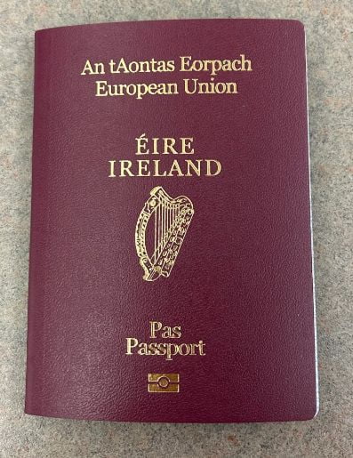 Irish Passport 004 2